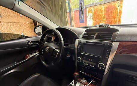 Toyota Camry, 2012 год, 1 700 000 рублей, 10 фотография