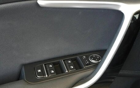 KIA cee'd III, 2022 год, 2 500 000 рублей, 11 фотография