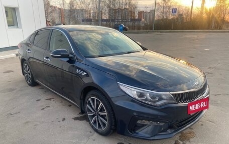 KIA Optima IV, 2019 год, 2 200 000 рублей, 3 фотография