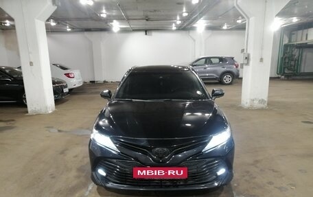 Toyota Camry, 2019 год, 2 717 280 рублей, 2 фотография