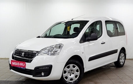 Peugeot Partner II рестайлинг 2, 2022 год, 1 910 000 рублей, 2 фотография