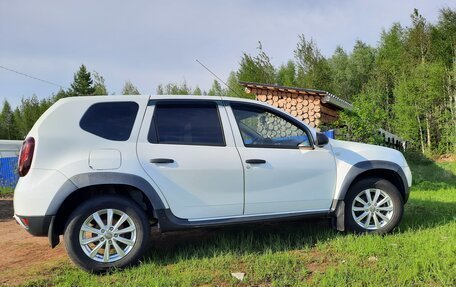 Renault Duster I рестайлинг, 2017 год, 1 120 000 рублей, 3 фотография