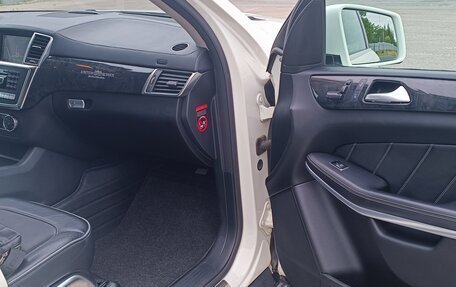 Mercedes-Benz GL-Класс, 2013 год, 2 800 000 рублей, 11 фотография