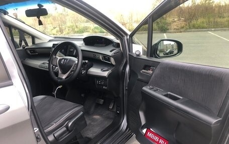Honda Freed I, 2012 год, 1 100 000 рублей, 25 фотография