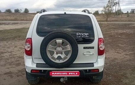 Chevrolet Niva I рестайлинг, 2012 год, 670 000 рублей, 6 фотография