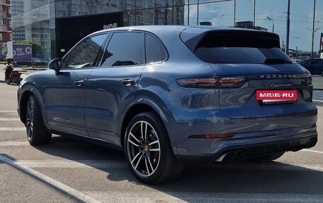 Porsche Cayenne III, 2018 год, 10 000 000 рублей, 2 фотография