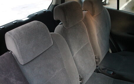 Toyota Corolla Spacio II, 2004 год, 800 000 рублей, 14 фотография