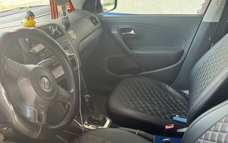 Volkswagen Polo VI (EU Market), 2012 год, 700 000 рублей, 13 фотография