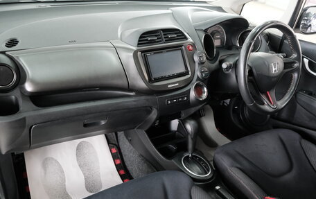 Honda Fit III, 2012 год, 1 089 000 рублей, 17 фотография