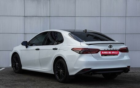 Toyota Camry, 2018 год, 2 790 000 рублей, 2 фотография