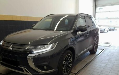 Mitsubishi Outlander III рестайлинг 3, 2022 год, 2 879 000 рублей, 1 фотография
