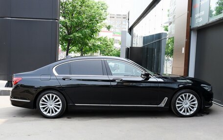 BMW 7 серия, 2017 год, 3 250 000 рублей, 4 фотография