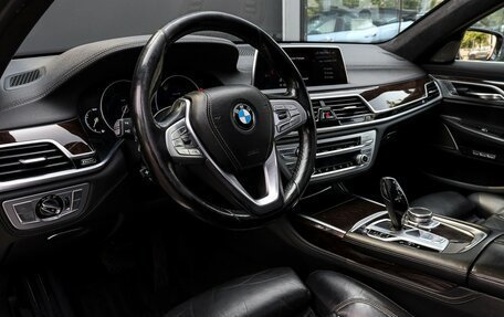 BMW 7 серия, 2017 год, 3 250 000 рублей, 16 фотография