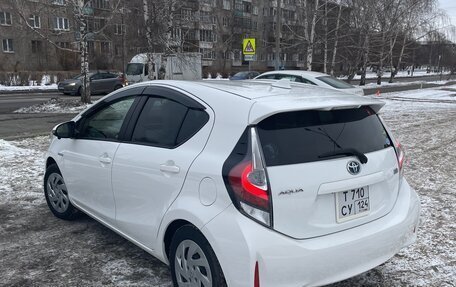 Toyota Aqua I, 2018 год, 1 450 000 рублей, 5 фотография