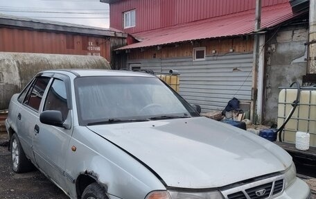 Daewoo Nexia I рестайлинг, 2005 год, 100 000 рублей, 2 фотография