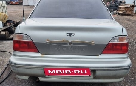 Daewoo Nexia I рестайлинг, 2005 год, 100 000 рублей, 4 фотография