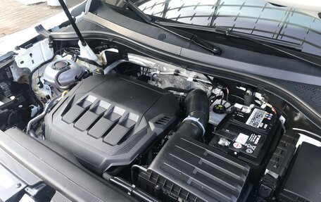 Volkswagen Tiguan II, 2021 год, 4 490 000 рублей, 16 фотография
