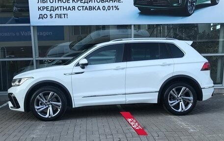 Volkswagen Tiguan II, 2021 год, 4 490 000 рублей, 14 фотография