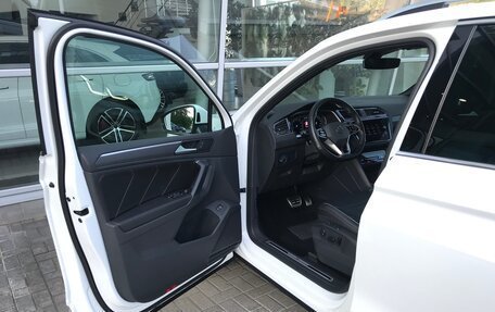 Volkswagen Tiguan II, 2021 год, 4 490 000 рублей, 22 фотография
