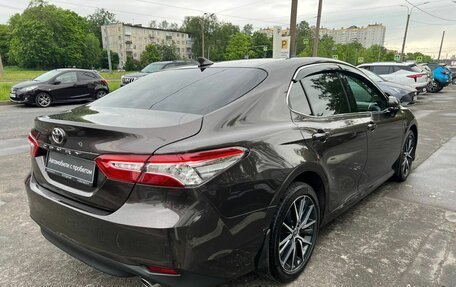 Toyota Camry, 2021 год, 3 100 000 рублей, 9 фотография