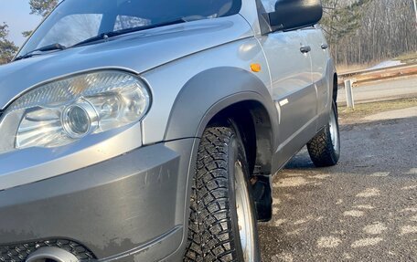 Chevrolet Niva I рестайлинг, 2011 год, 450 000 рублей, 6 фотография