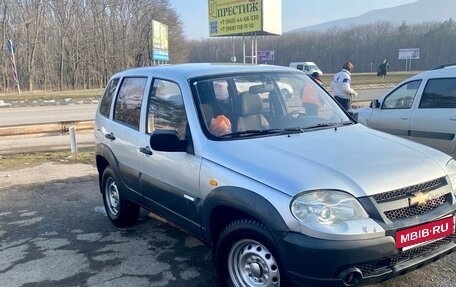 Chevrolet Niva I рестайлинг, 2011 год, 450 000 рублей, 5 фотография