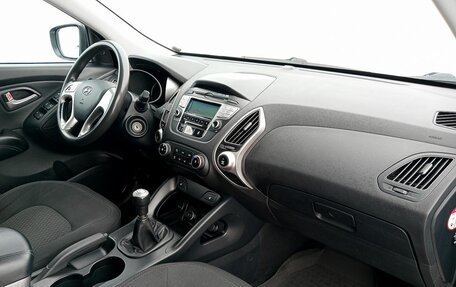 Hyundai ix35 I рестайлинг, 2012 год, 1 050 000 рублей, 13 фотография