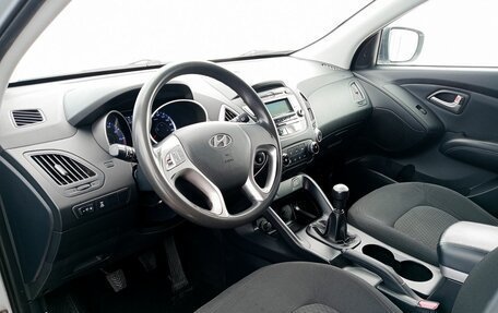 Hyundai ix35 I рестайлинг, 2012 год, 1 050 000 рублей, 20 фотография