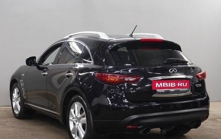 Infiniti QX70, 2016 год, 2 320 000 рублей, 7 фотография