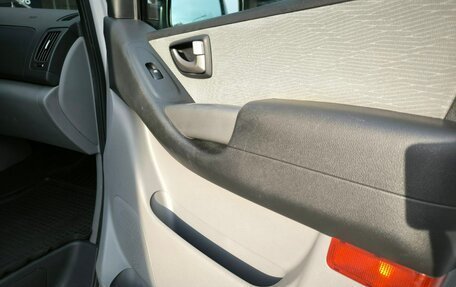 Hyundai H-1 II рестайлинг, 2015 год, 1 869 000 рублей, 15 фотография
