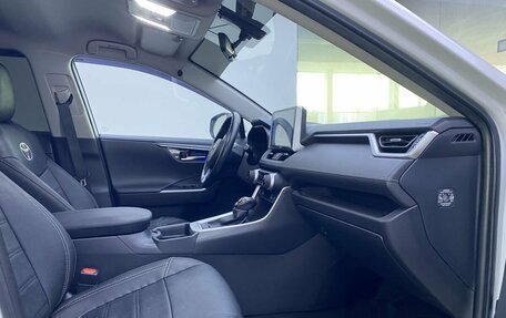 Toyota RAV4, 2020 год, 3 099 000 рублей, 13 фотография