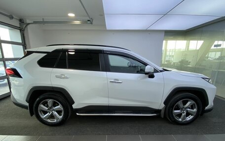 Toyota RAV4, 2020 год, 3 099 000 рублей, 5 фотография