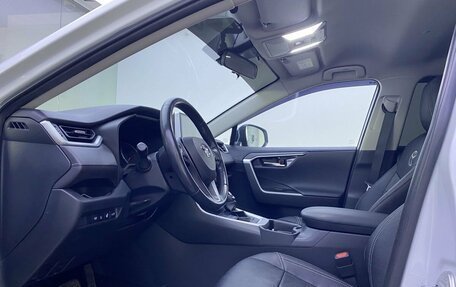 Toyota RAV4, 2020 год, 3 099 000 рублей, 20 фотография