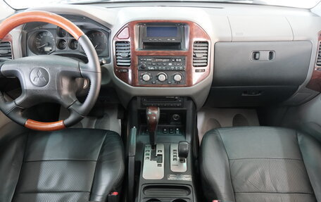 Mitsubishi Pajero III рестайлинг, 2006 год, 1 449 000 рублей, 14 фотография