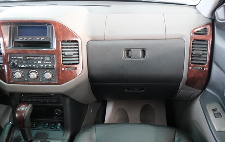 Mitsubishi Pajero III рестайлинг, 2006 год, 1 449 000 рублей, 23 фотография