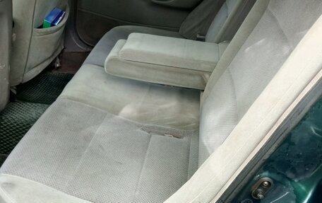 Mazda Capella, 2001 год, 330 000 рублей, 21 фотография