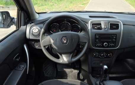 Renault Logan II, 2016 год, 915 000 рублей, 12 фотография