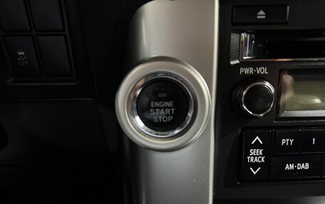 Toyota Land Cruiser Prado 150 рестайлинг 2, 2012 год, 2 800 000 рублей, 21 фотография