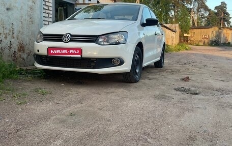 Volkswagen Polo VI (EU Market), 2014 год, 435 000 рублей, 1 фотография