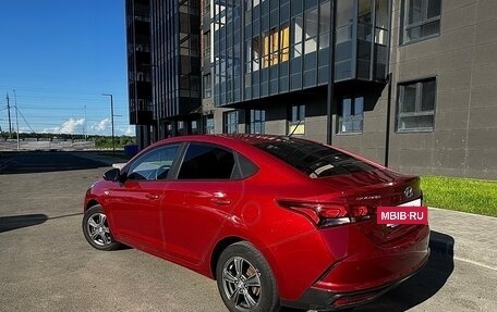 Hyundai Solaris II рестайлинг, 2021 год, 1 395 000 рублей, 4 фотография