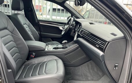 Volkswagen Touareg III, 2019 год, 4 425 000 рублей, 22 фотография