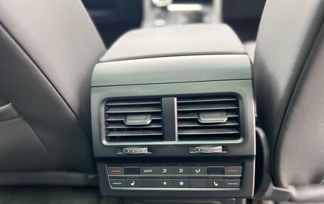 Volkswagen Touareg III, 2019 год, 4 425 000 рублей, 20 фотография
