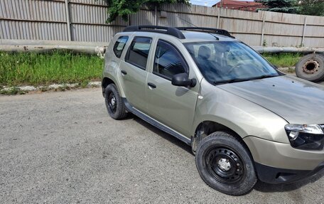 Renault Duster I рестайлинг, 2013 год, 900 000 рублей, 3 фотография