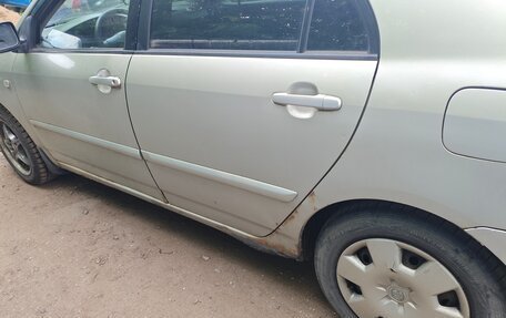 Toyota Corolla, 2004 год, 350 000 рублей, 11 фотография