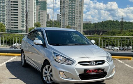 Hyundai Solaris II рестайлинг, 2011 год, 640 000 рублей, 18 фотография