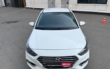Hyundai Solaris II рестайлинг, 2018 год, 949 000 рублей, 2 фотография