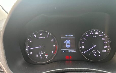 Hyundai Solaris II рестайлинг, 2018 год, 949 000 рублей, 12 фотография