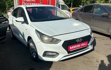 Hyundai Solaris II рестайлинг, 2017 год, 730 000 рублей, 2 фотография