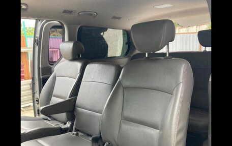 Hyundai Grand Starex Grand Starex I рестайлинг 2, 2012 год, 2 100 000 рублей, 7 фотография