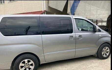 Hyundai Grand Starex Grand Starex I рестайлинг 2, 2012 год, 2 100 000 рублей, 4 фотография